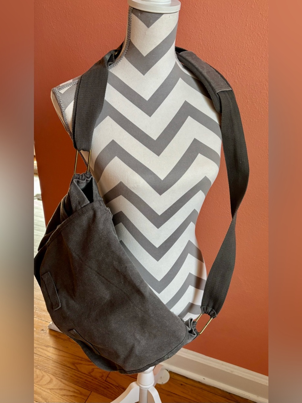 Sweetbriar  Canvas Crossbody Shoulder Bag with Shoulder Pad